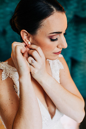 The-Balcony-Wedding-0006